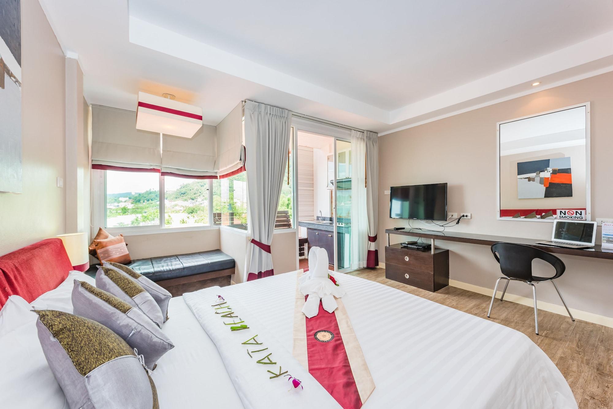 กะตะบีชสตูดิโอ Hotel หาดกะตะ ภายนอก รูปภาพ