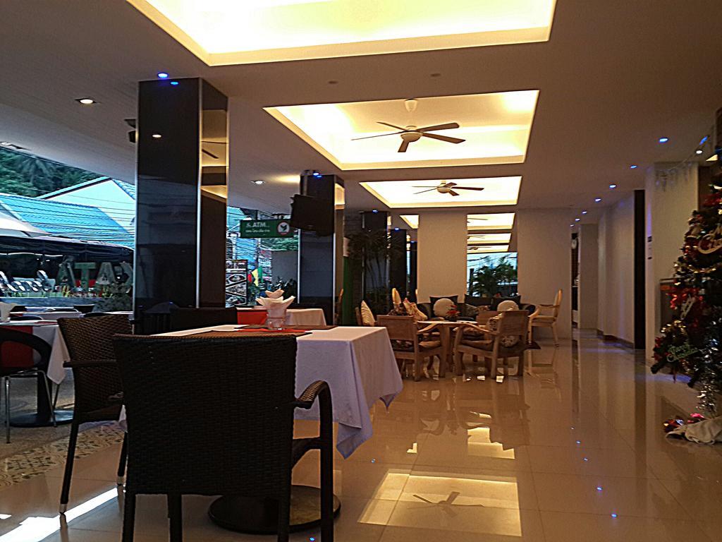 กะตะบีชสตูดิโอ Hotel หาดกะตะ ภายนอก รูปภาพ